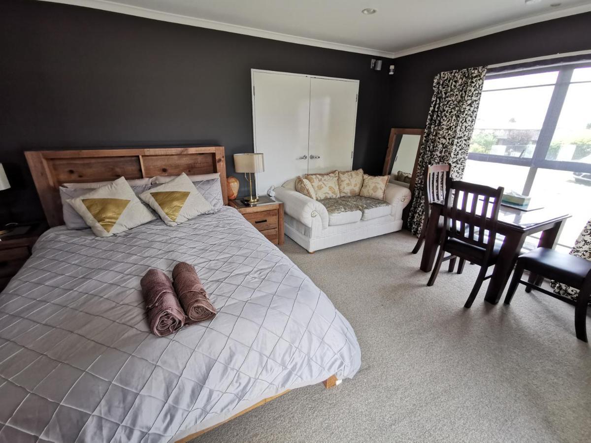 Lakeview Holiday Hideaway Lago Lago Taupo Esterno foto